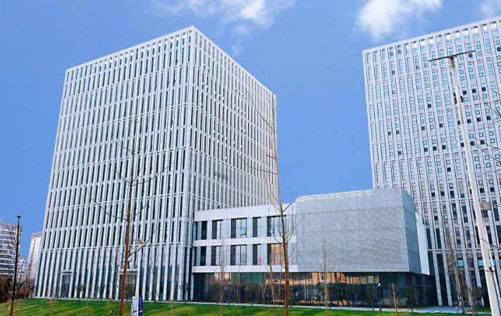 湖北航佳装饰工程有限公司室内装修服务：家装施工与工装设计全流程解析